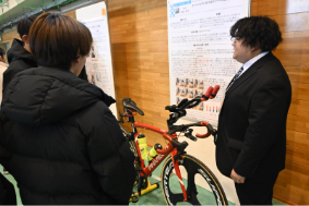 第2学年自主探究ポスター発表会が行われました